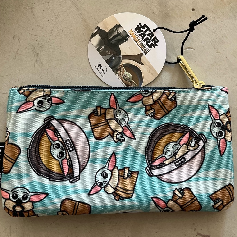 NEW Disney Star Wars The Child Nylon Pouch Loungefly Zipper Closure